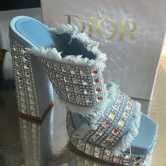 Elegant Blue Embellished Women's Mules - Picture 7 of 7